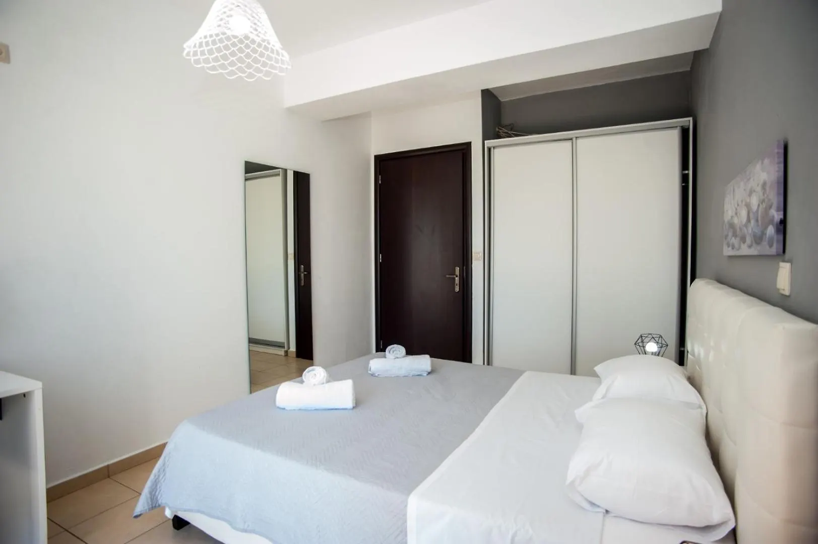 Gravanis Ir Home Peszáda 0*,