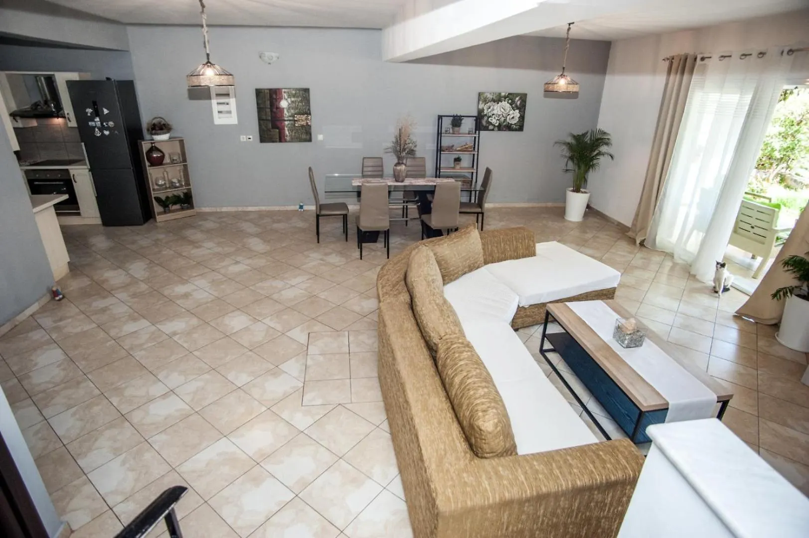 Gravanis Ir Home Peszáda